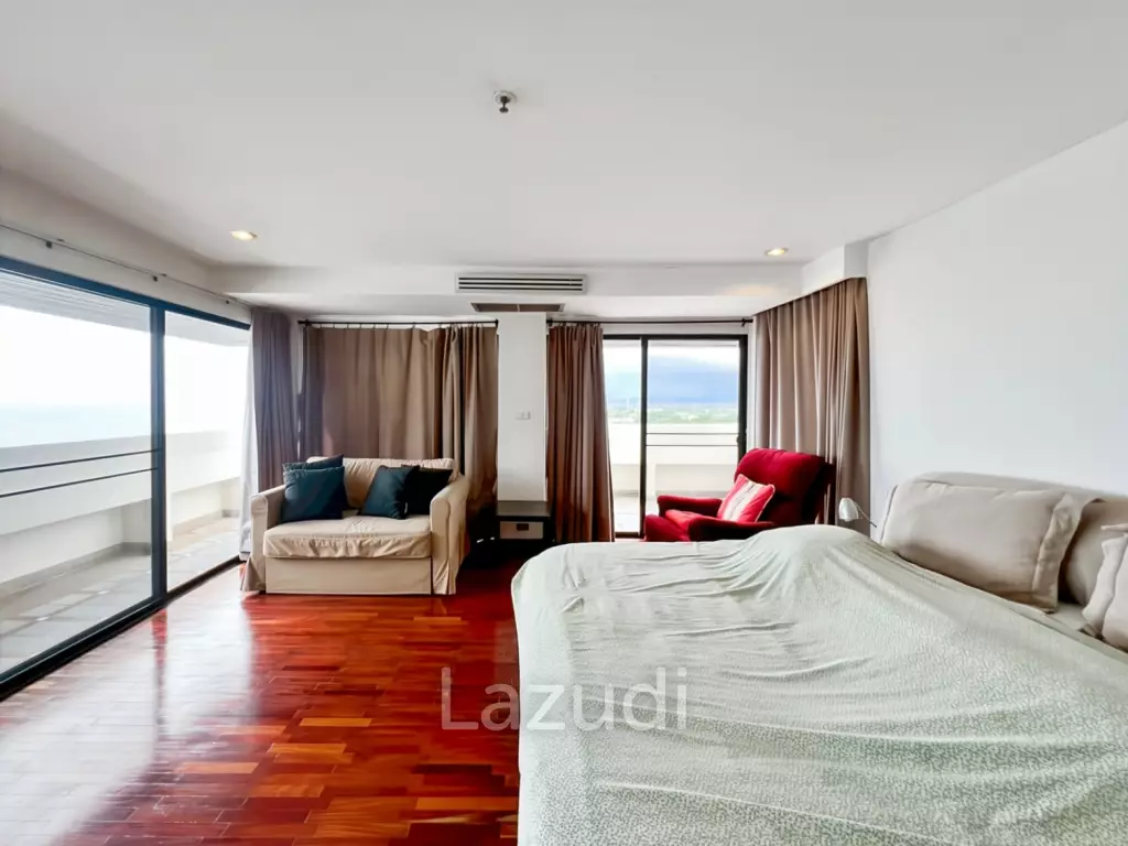 Super Exclusive: Spacious 4-Bedroom Beachfront Condo - 432 sqm
