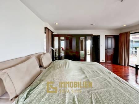 คอนโดริมทะเลขนาดใหญ่ 4 ห้องนอน พื้นที่ 432 ตร.ม. สุดเอ็กซ์คลูซีฟ