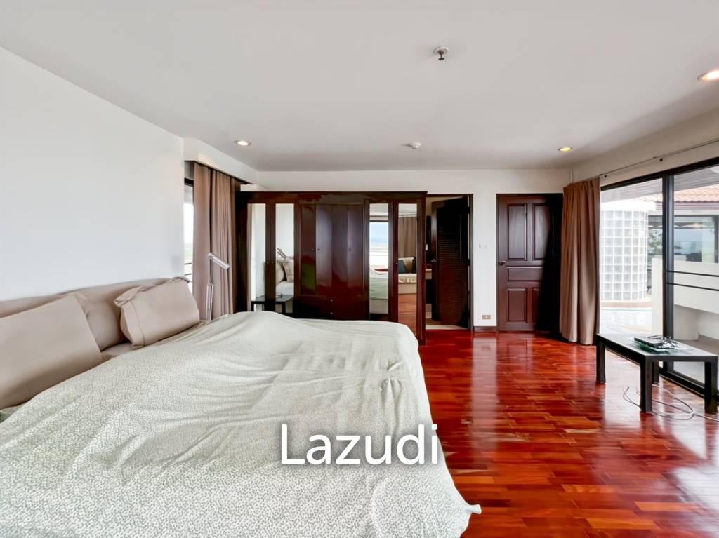 Super Exclusive: Spacious 4-Bedroom Beachfront Condo - 432 sqm