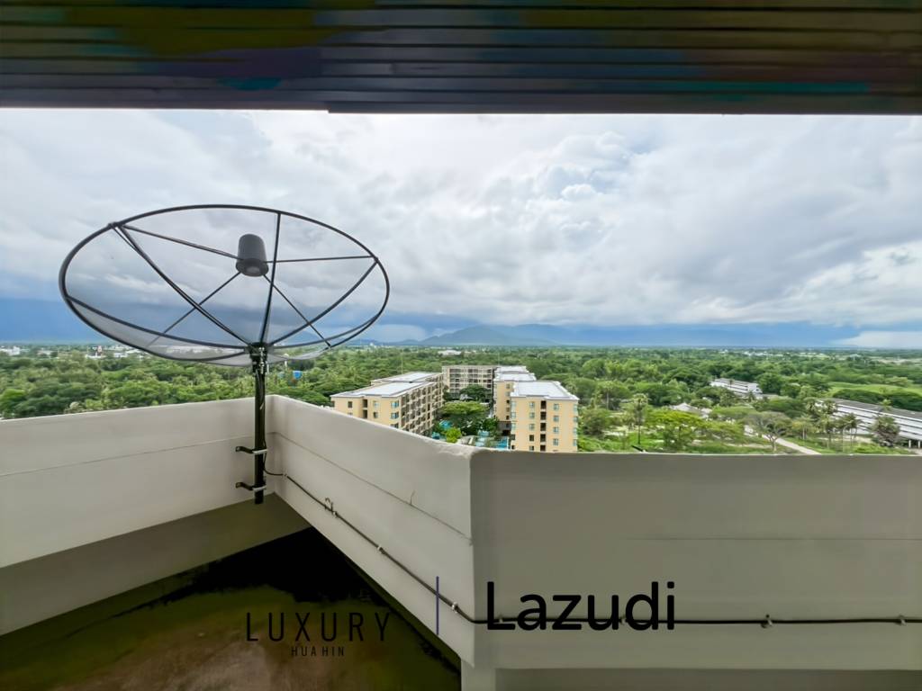 Altra Exclusive: Spacious 4-Bedroom Beachfront Condo - 432 sqm