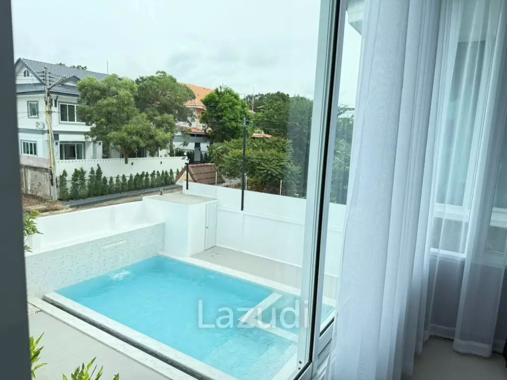 5 Beds 5 Baths 280 SQ.M. Hansa Paradise Villa