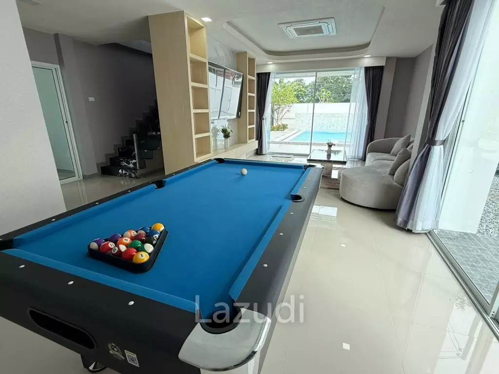 5 Beds 5 Baths 280 SQ.M. Hansa Paradise Villa