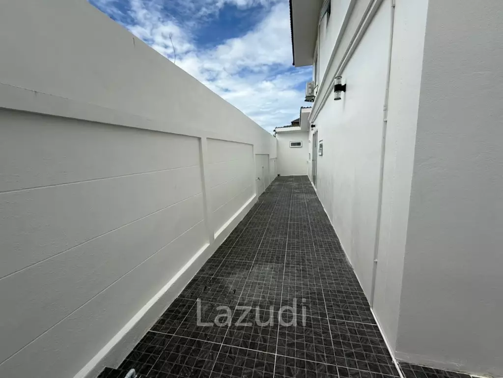 5 Beds 5 Baths 280 SQ.M. Hansa Paradise Villa