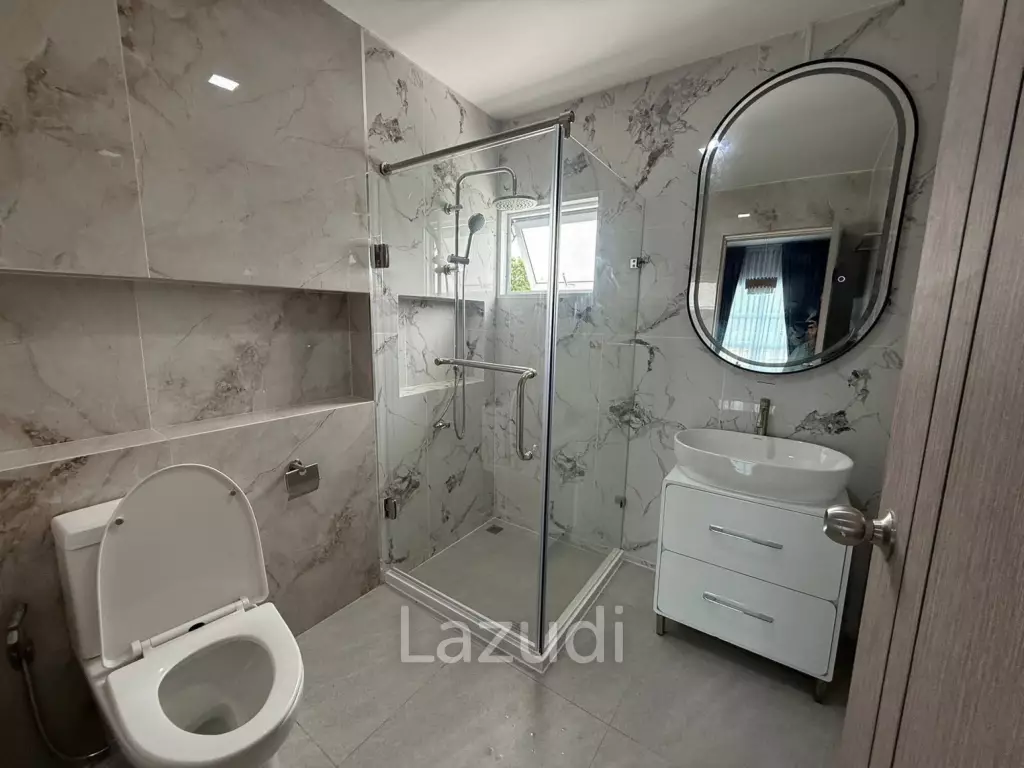 5 Beds 5 Baths 280 SQ.M. Hansa Paradise Villa