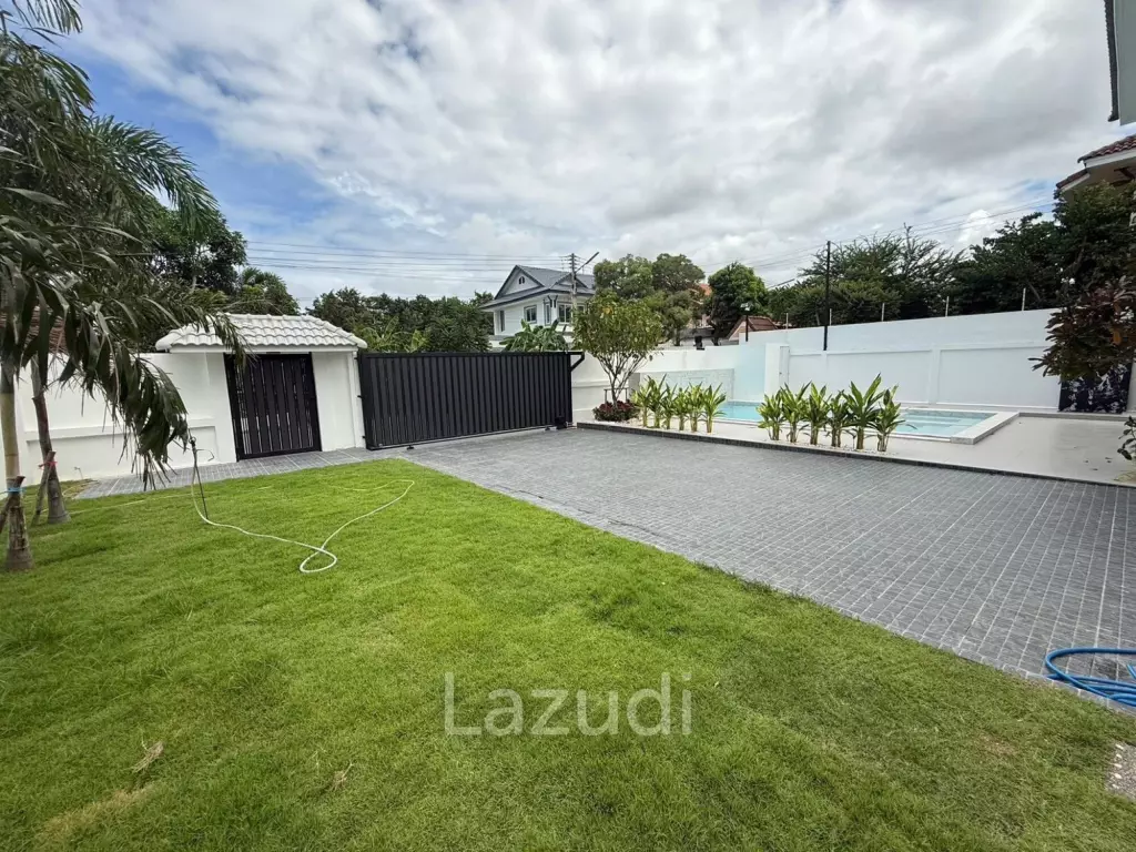 5 Beds 5 Baths 280 SQ.M. Hansa Paradise Villa