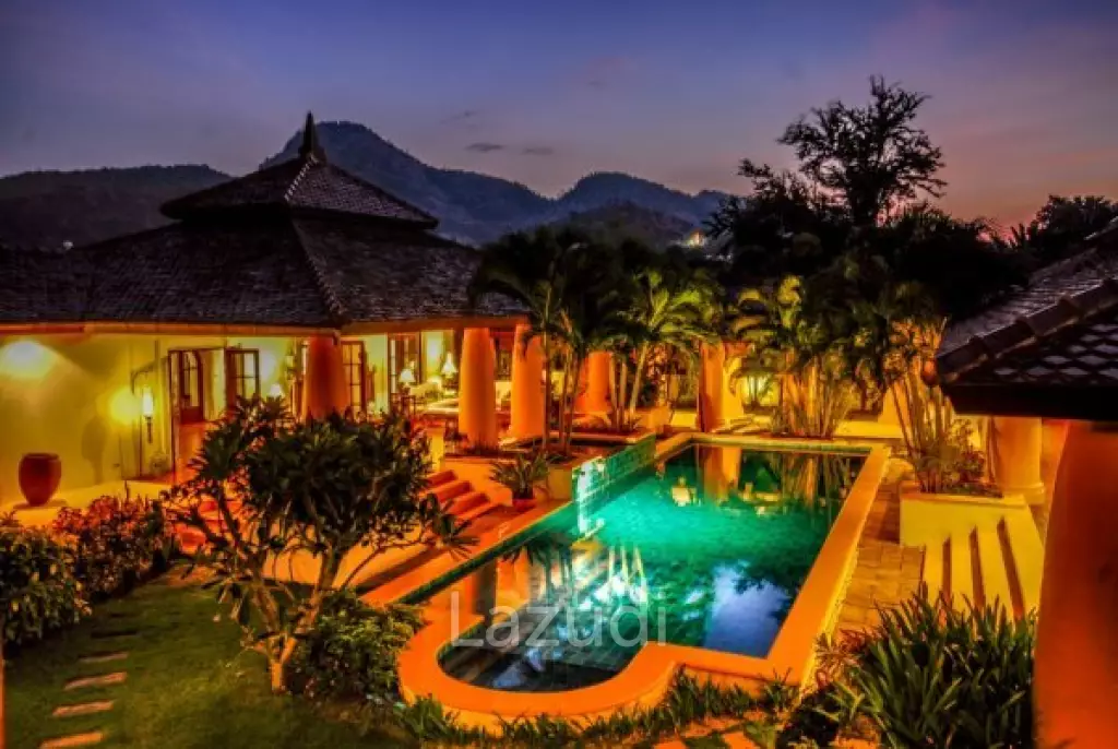SANUK RESIDENCES : Luxury Bali Pool Villa With Lake in Hua Hin