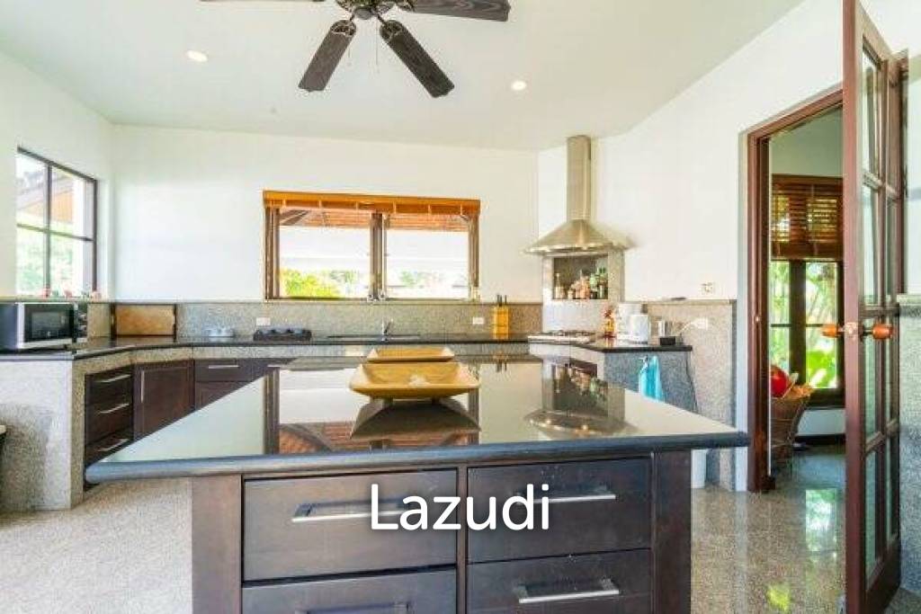 SANUK RESIDENCES : Luxury Bali Pool Villa With Lake in Hua Hin