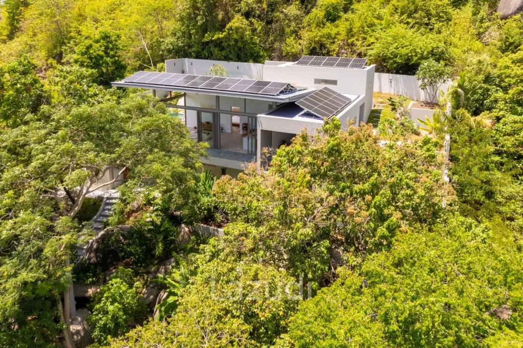 Self-Sustainable Luxury Villa on Private Hillside 500m to the Beach