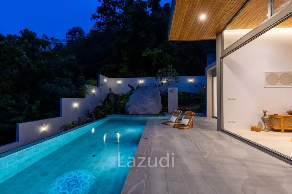 Self-Sustainable Luxury Villa on Private Hillside 500m to the Beach
