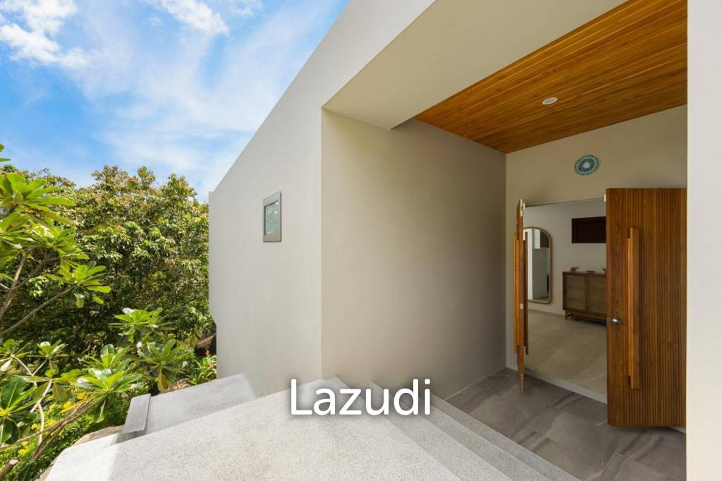 Self-Sustainable Luxury Villa on Private Hillside 500m to the Beach