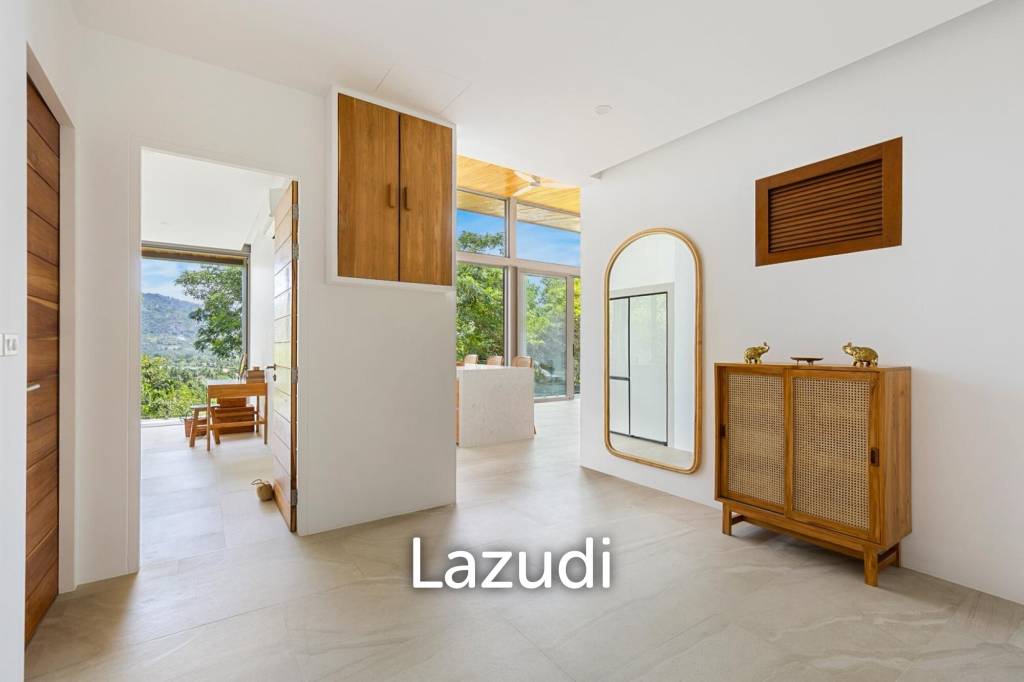 Self-Sustainable Luxury Villa on Private Hillside 500m to the Beach