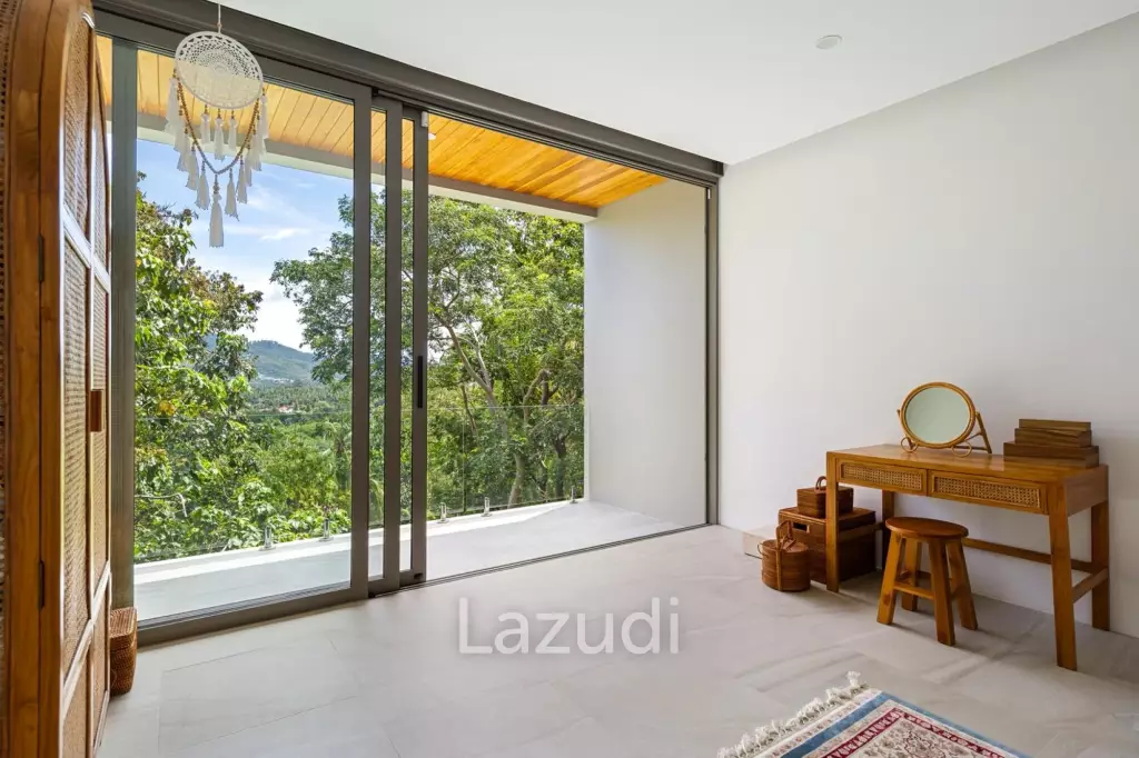 Self-Sustainable Luxury Villa on Private Hillside 500m to the Beach
