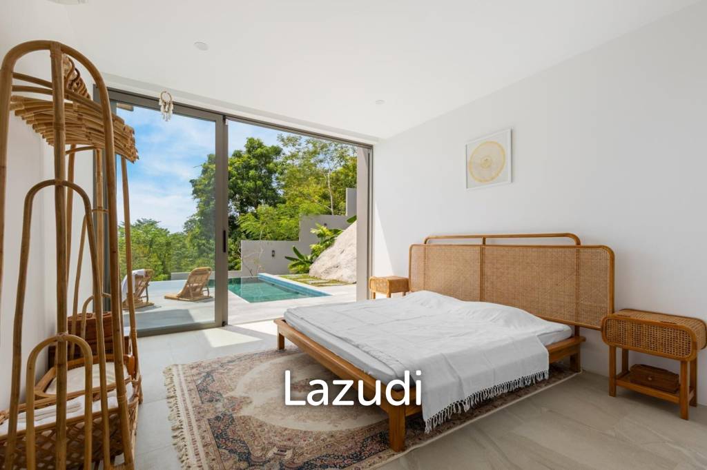 Self-Sustainable Luxury Villa on Private Hillside 500m to the Beach