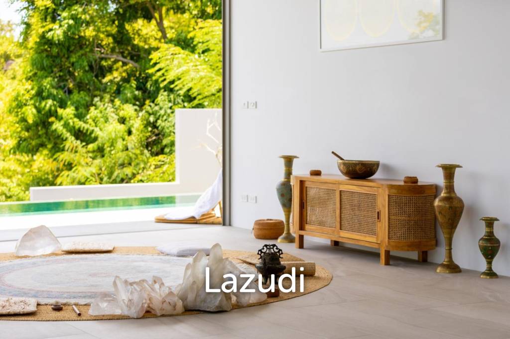 Self-Sustainable Luxury Villa on Private Hillside 500m to the Beach