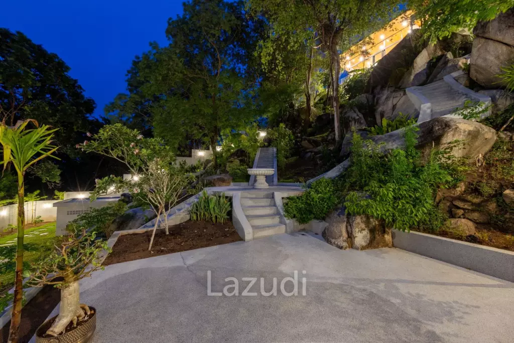 Self-Sustainable Luxury Villa on Private Hillside 500m to the Beach
