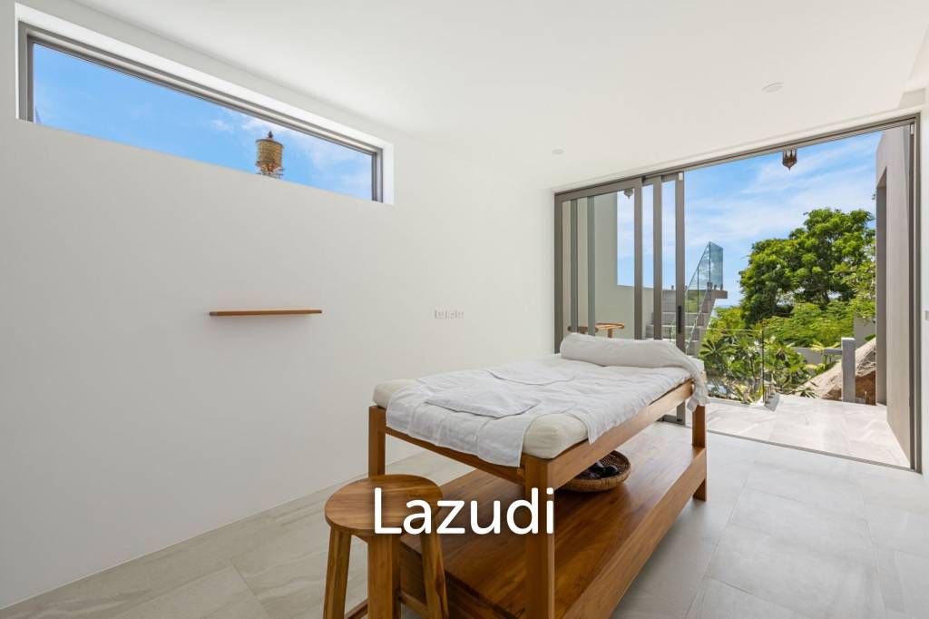 Self-Sustainable Luxury Villa on Private Hillside 500m to the Beach