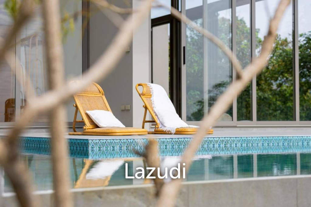 Self-Sustainable Luxury Villa on Private Hillside 500m to the Beach