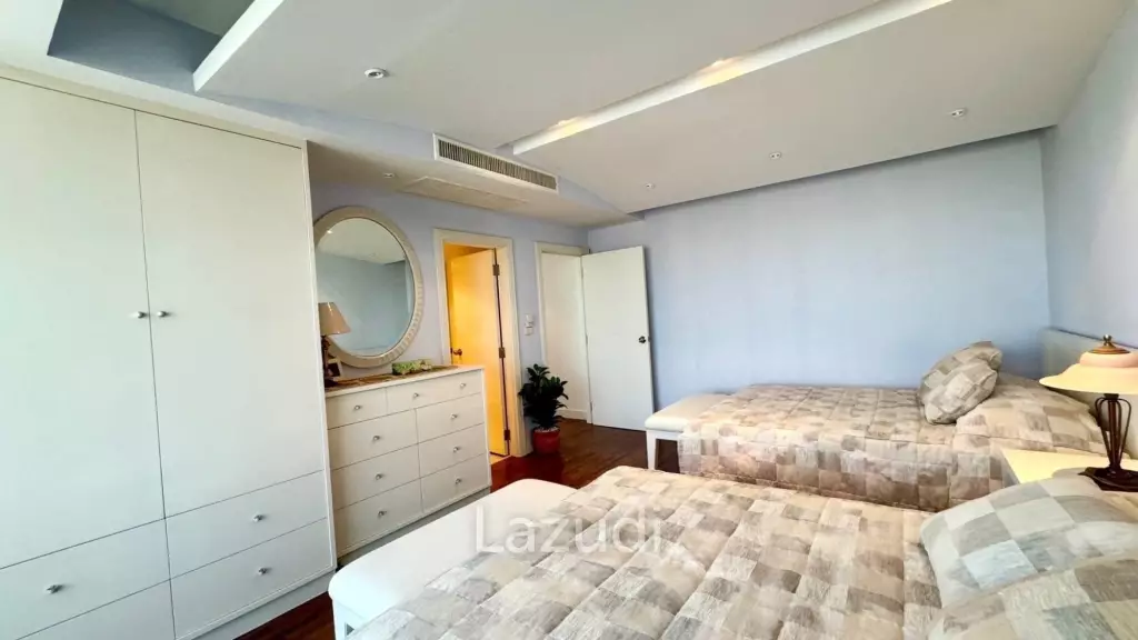 Sea View | Best Location | Beach Access