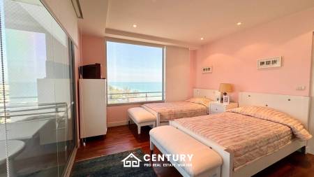 Sea View | Best Location | Beach Access