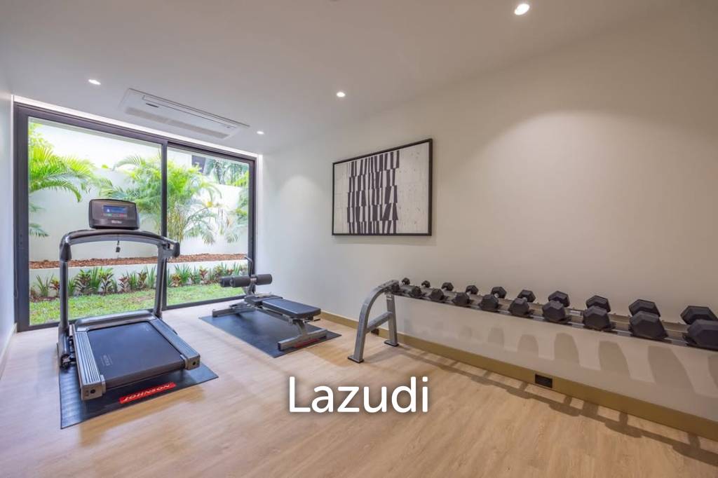 4-Bedroom Villa in Beachfront Project near Bangtao Beach for Sale