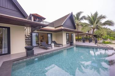4-Bedroom Villa in Beachfront Project near Bangtao Beach for Sale