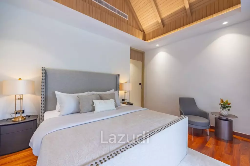 4-Bedroom Villa in Beachfront Project near Bangtao Beach for Sale
