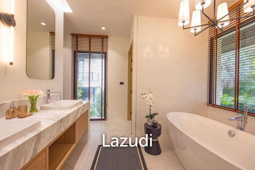 4-Bedroom Villa in Beachfront Project near Bangtao Beach for Sale