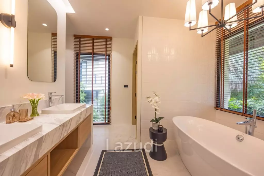 4-Bedroom Villa in Beachfront Project near Bangtao Beach for Sale