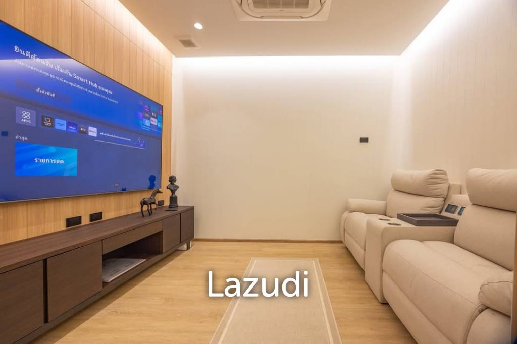 4-Bedroom Villa in Beachfront Project near Bangtao Beach for Sale