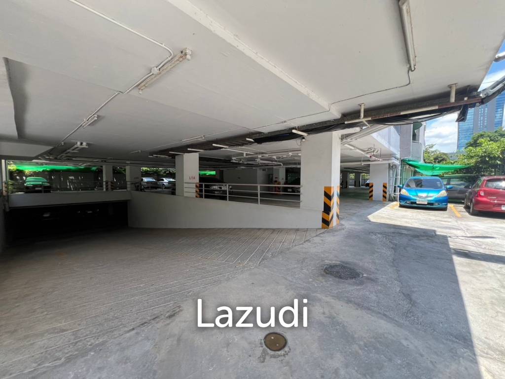 1 Bedroom 1 Bathroom 36.19 Sq.m Phasuk Place
