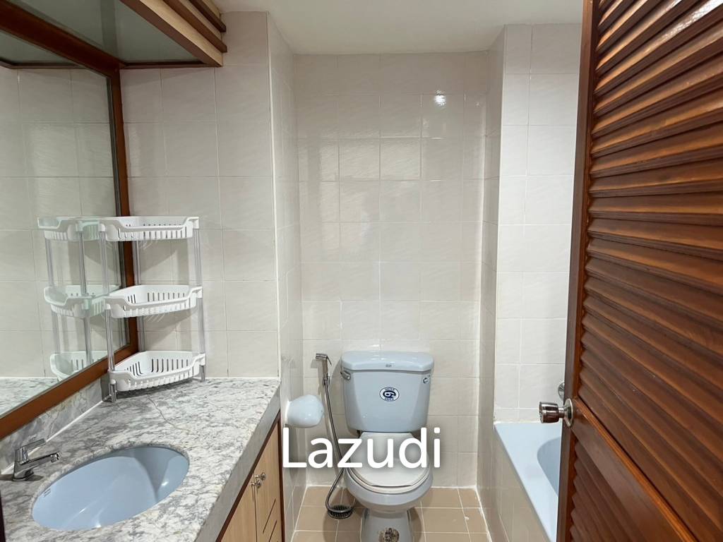 1 Bedroom 1 Bathroom 36.19 Sq.m Phasuk Place