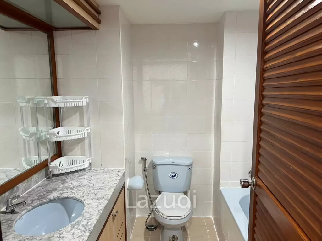 1 Bedroom 1 Bathroom 36.19 Sq.m Phasuk Place