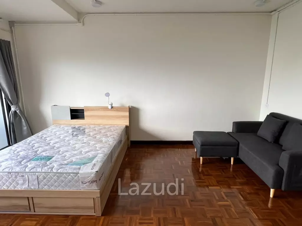 1 Bedroom 1 Bathroom 36.19 Sq.m Phasuk Place