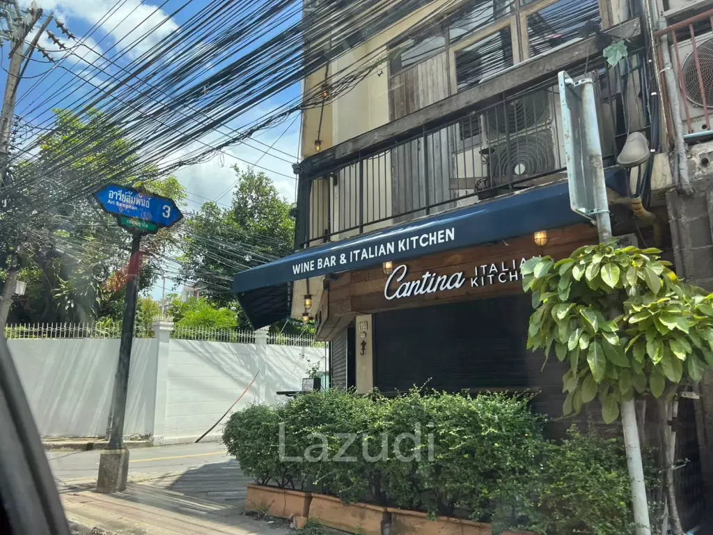 1 Bedroom 1 Bathroom 36.19 Sq.m Phasuk Place