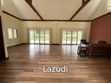 ขายบ้านบนเนินพร้อมระเบียงขนาดใหญ่และวิวภูเขา บ้านห้วยปลากั้ง