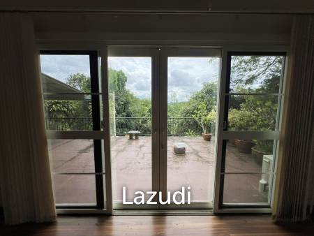 ขายบ้านบนเนินพร้อมระเบียงขนาดใหญ่และวิวภูเขา บ้านห้วยปลากั้ง