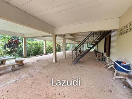 ขายบ้านบนเนินพร้อมระเบียงขนาดใหญ่และวิวภูเขา บ้านห้วยปลากั้ง