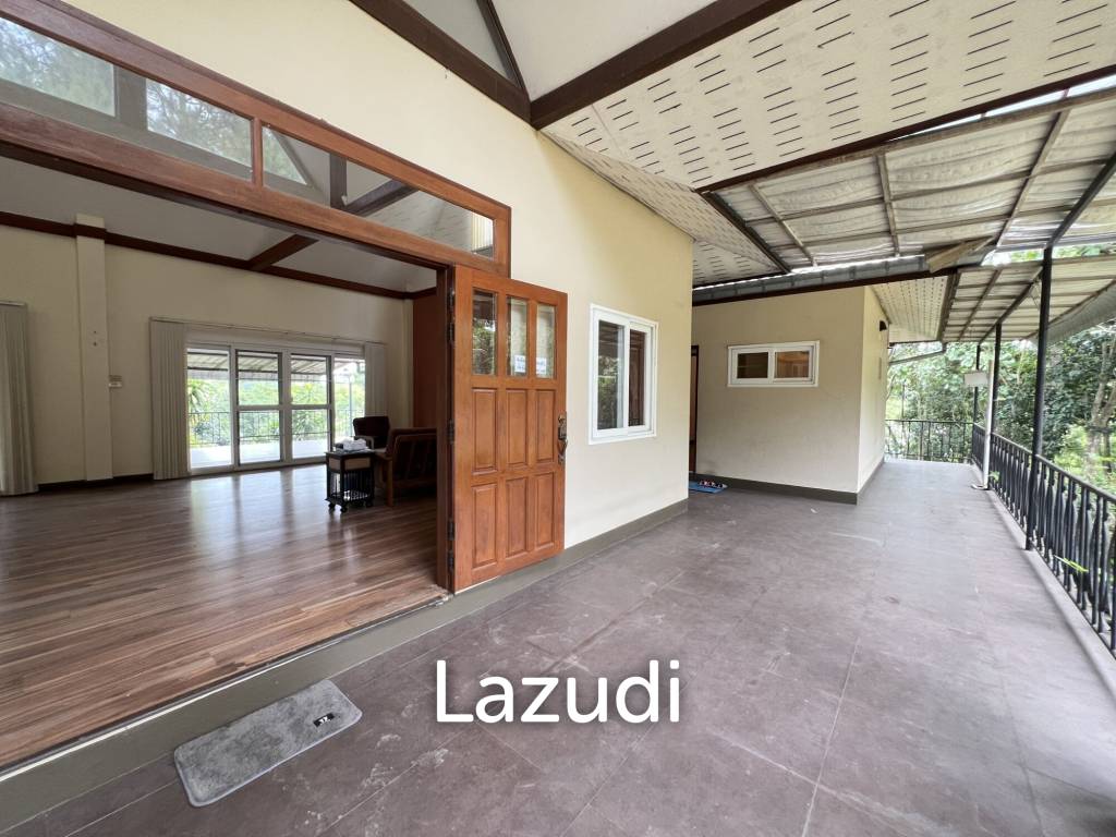 ขายบ้านบนเนินพร้อมระเบียงขนาดใหญ่และวิวภูเขา บ้านห้วยปลากั้ง