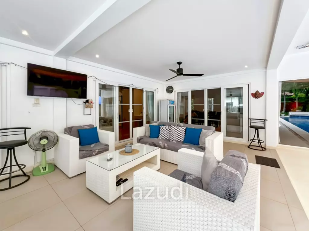 Mali Prestige - 4 Bedroom Corner Plot with Private Pool