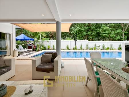 Großes Grundstück / 4 Schlafzimmer und 4 Bäder