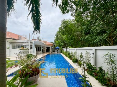 Großes Grundstück / 4 Schlafzimmer und 4 Bäder