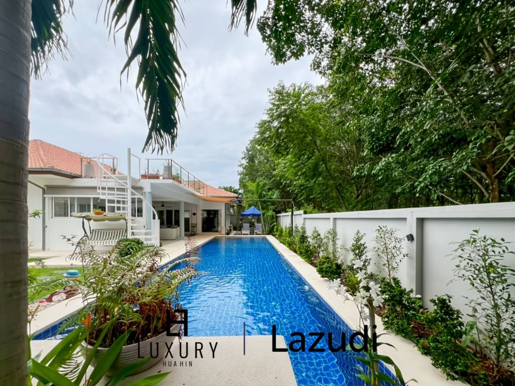 Mali Prestige - 4 Bedroom Corner Plot with Private Pool