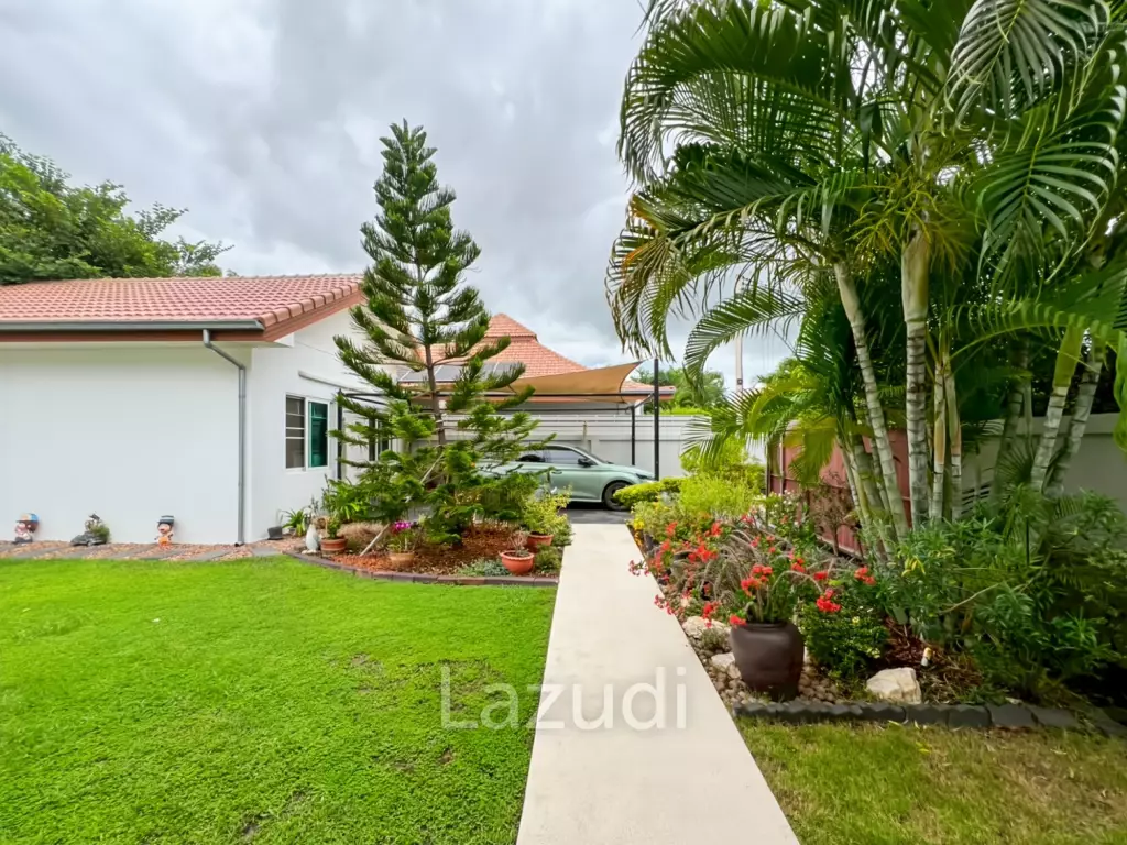 Mali Prestige - 4 Bedroom Corner Plot with Private Pool