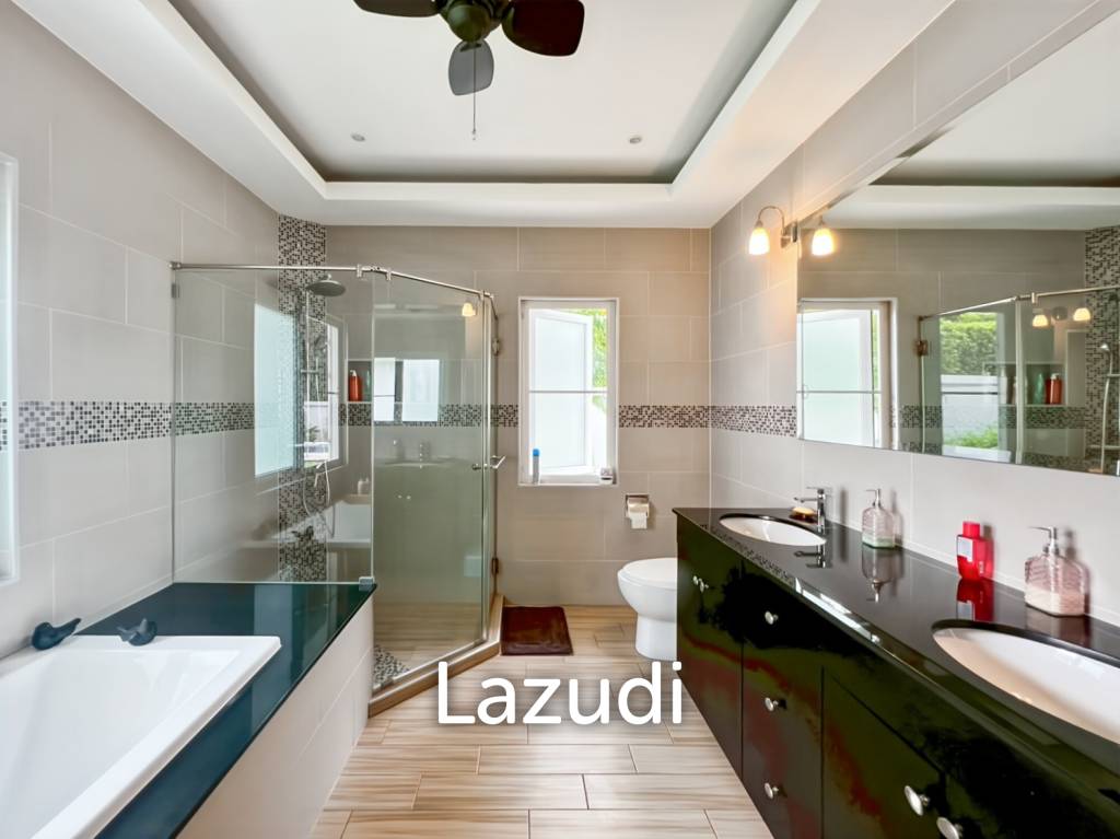 Mali Prestige - 4 Bedroom Corner Plot with Private Pool