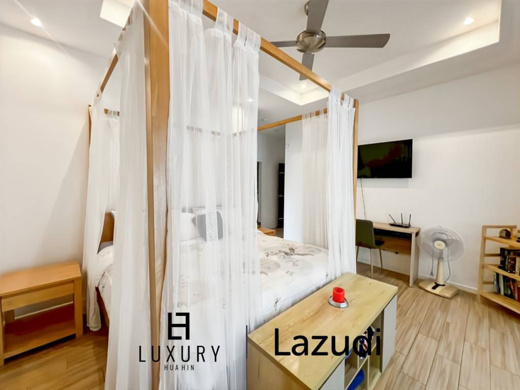 Mali Prestige - 4 Bedroom Corner Plot with Private Pool