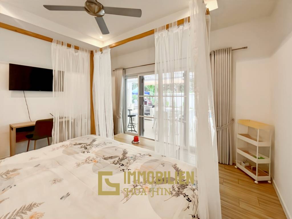 Großes Grundstück / 4 Schlafzimmer und 4 Bäder