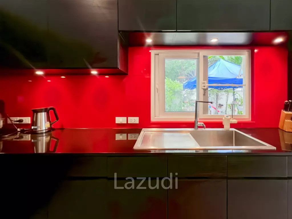Mali Prestige - 4 Bedroom Corner Plot with Private Pool