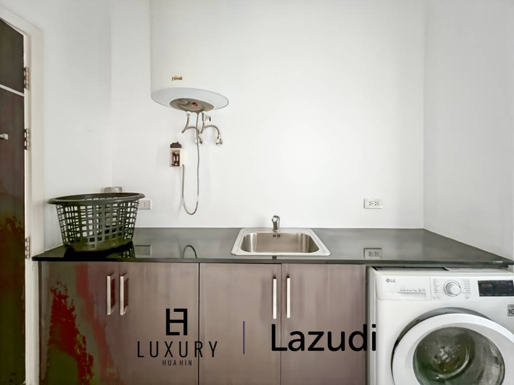 Mali Prestige - 4 Bedroom Corner Plot with Private Pool