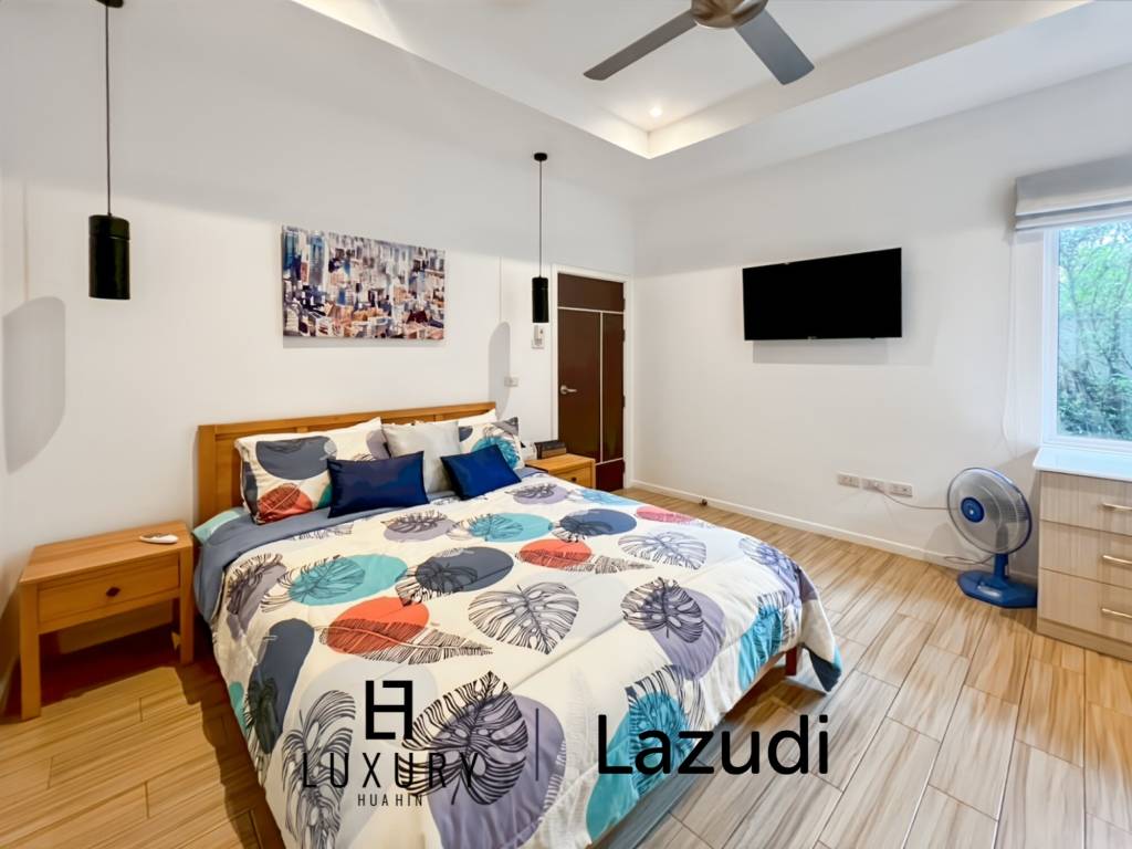 Mali Prestige - 4 Bedroom Corner Plot with Private Pool