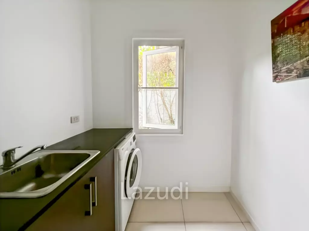 Mali Prestige - 4 Bedroom Corner Plot with Private Pool